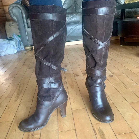 Stephane de Raucourt cross strap boots - Picture 2 of 2